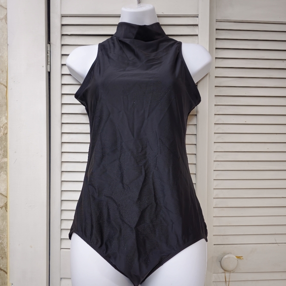 Amazon Other - Womens Small Black Sleeveless Mock Neck One Piece Swimsuit‎